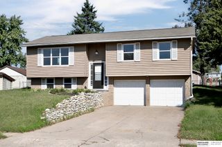 2212 Greensboro Avenue, Bellevue, NE 68005