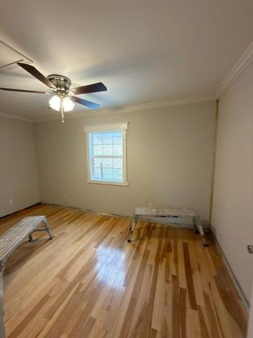 700 1643 Highway, Somerset, KY 42501