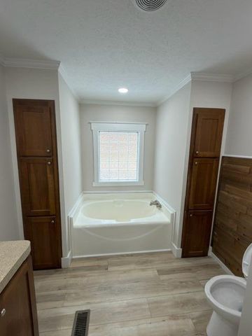 700 1643 Highway, Somerset, KY 42501