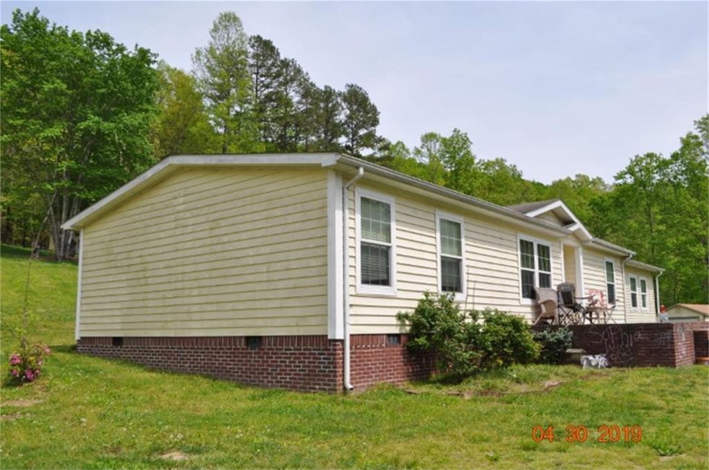 700 1643 Highway, Somerset, KY 42501