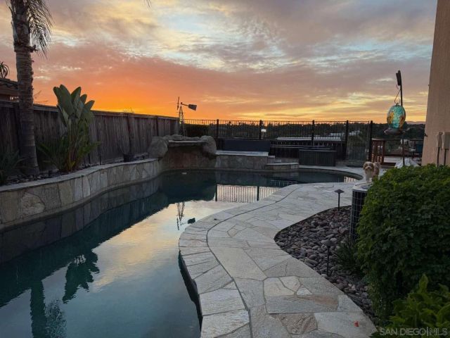 2327 Clearcrest Ln, Fallbrook, CA 92028