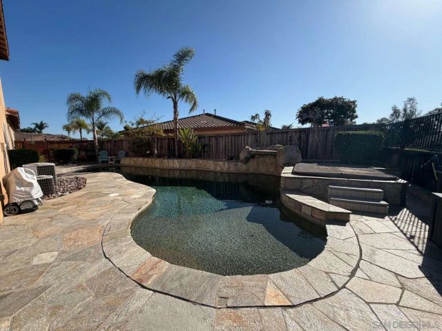 2327 Clearcrest Ln, Fallbrook, CA 92028