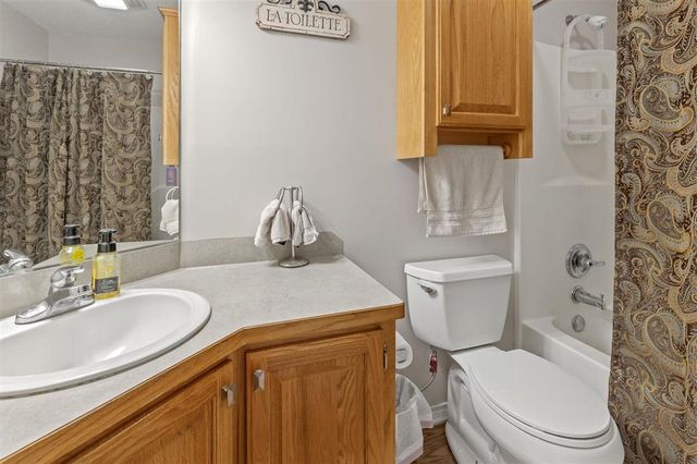 14092 Hwy 101 Highway, Iowa, LA 70647