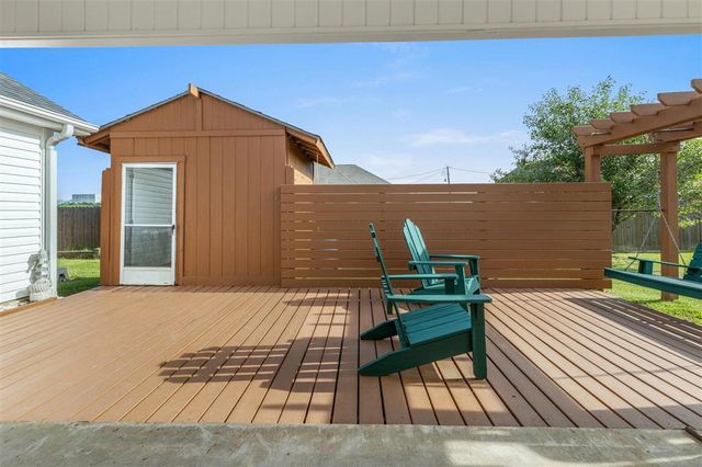 14092 Hwy 101 Highway, Iowa, LA 70647