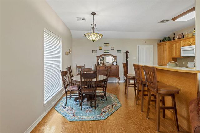 14092 Hwy 101 Highway, Iowa, LA 70647