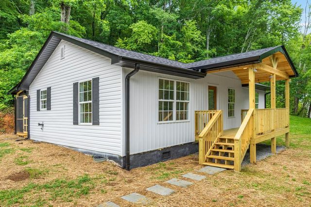 5109 Howardsville Road, Apison, TN 37302