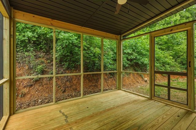 5109 Howardsville Road, Apison, TN 37302