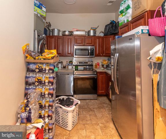 316 S BROADWAY, Baltimore, MD 21231