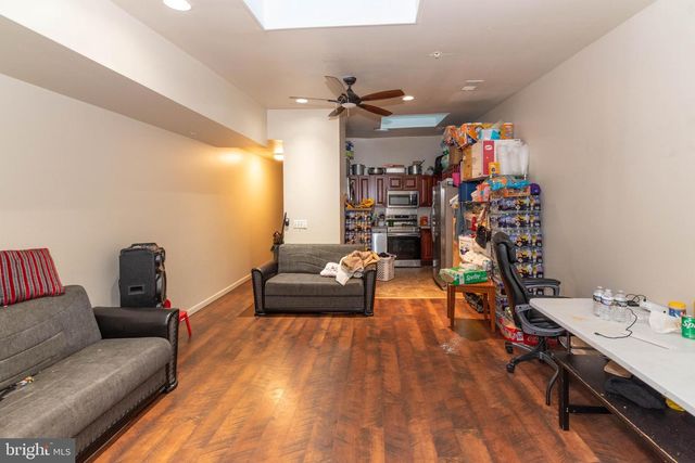 316 S BROADWAY, Baltimore, MD 21231