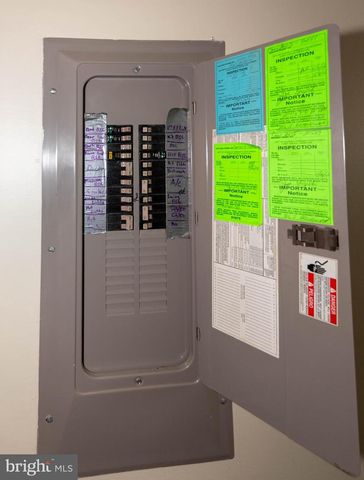 316 S BROADWAY, Baltimore, MD 21231