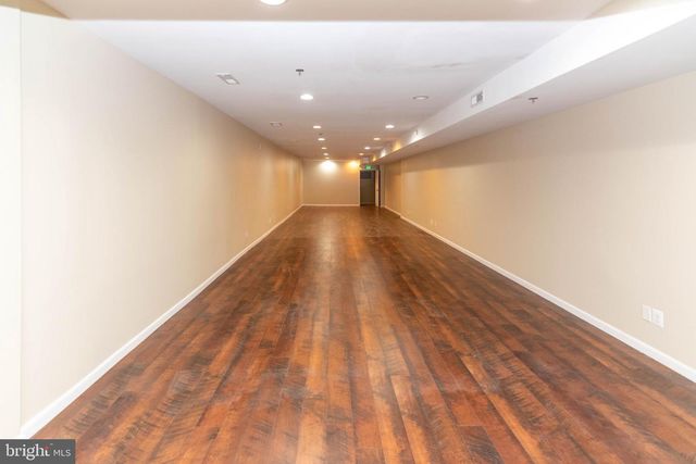 316 S BROADWAY, Baltimore, MD 21231