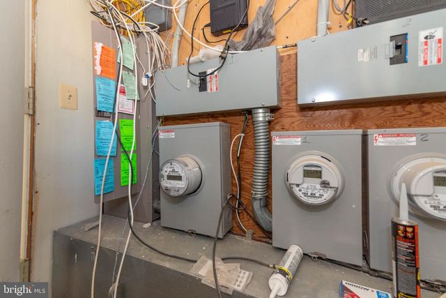 316 S BROADWAY, Baltimore, MD 21231