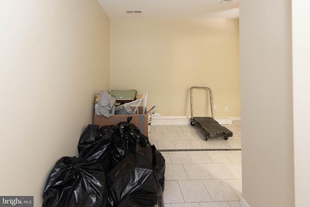 316 S BROADWAY, Baltimore, MD 21231