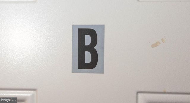 316 S BROADWAY, Baltimore, MD 21231