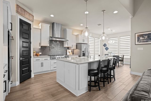 226 Vizcaya, Boerne, TX 78006