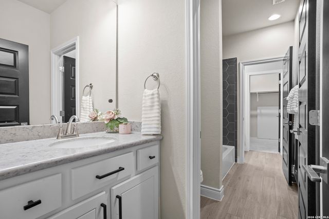 226 Vizcaya, Boerne, TX 78006