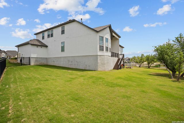 226 Vizcaya, Boerne, TX 78006