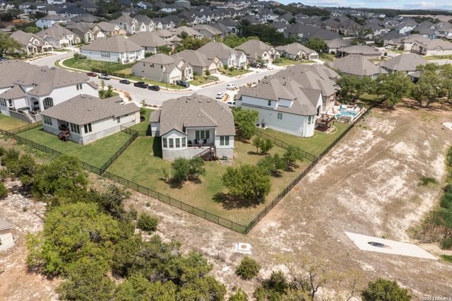 226 Vizcaya, Boerne, TX 78006