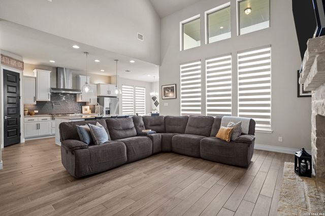 226 Vizcaya, Boerne, TX 78006