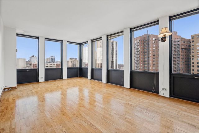 444 W Fullerton Parkway 1303, Chicago, IL 60614