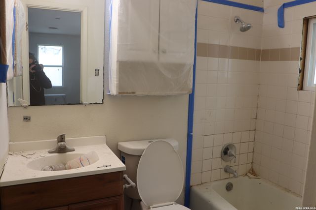 838 UTOPIA LN, San Antonio, TX 78223