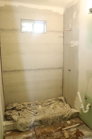 838 UTOPIA LN, San Antonio, TX 78223