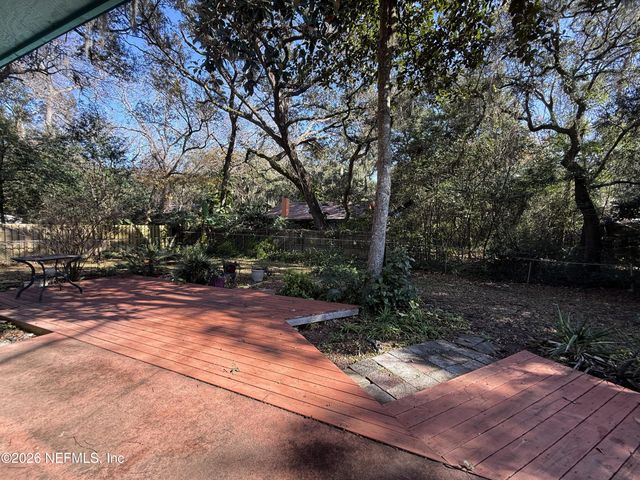 706 N 15TH Street, Fernandina Beach, FL 32034