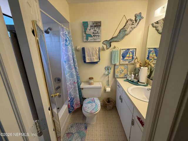 706 N 15TH Street, Fernandina Beach, FL 32034