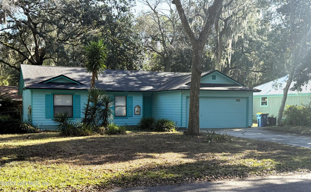 706 N 15TH Street, Fernandina Beach, FL 32034