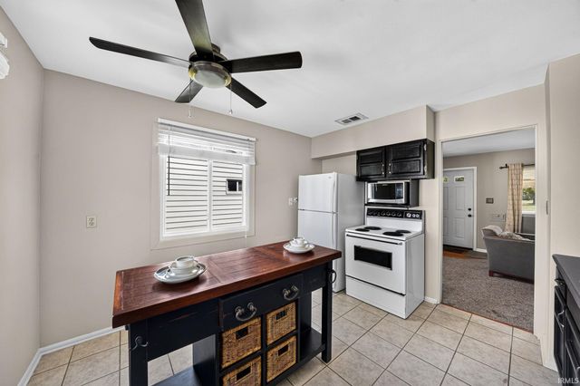 2405 Rockne Drive, South Bend, IN 46615