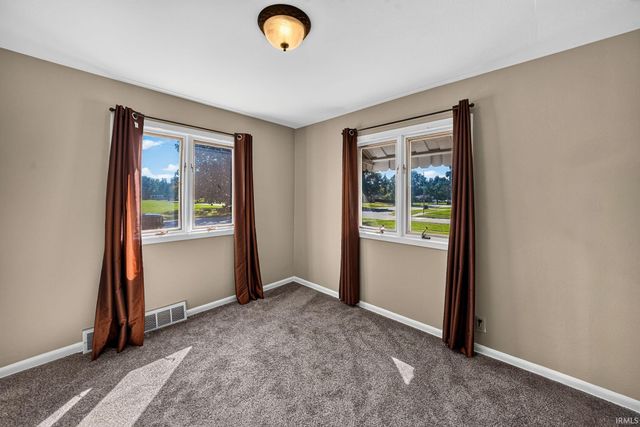 2405 Rockne Drive, South Bend, IN 46615