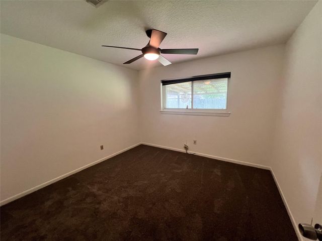 11730 Alamo Drive, La Porte, TX 77571