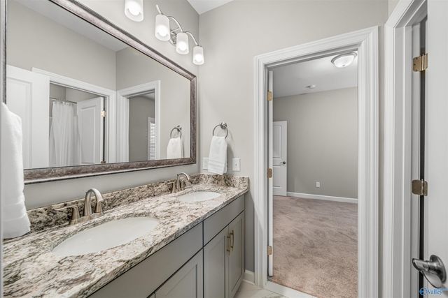 8014 Tupelo Gum Trace SW, Huntsville, AL 35802