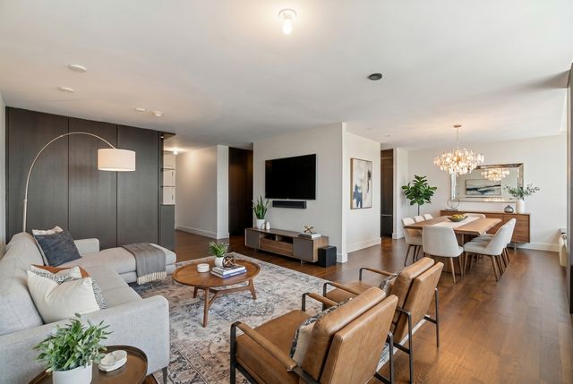 50 E BELLEVUE Place 2601, Chicago, IL 60611