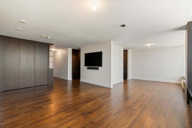 50 E BELLEVUE Place 2601, Chicago, IL 60611