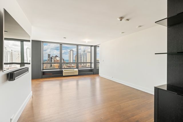 50 E BELLEVUE Place 2601, Chicago, IL 60611