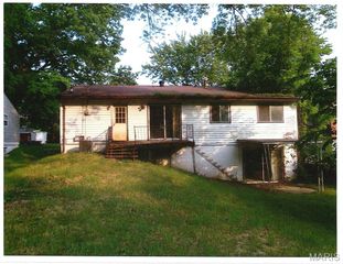 33 Potomac Drive, Fairview Heights, IL 62208