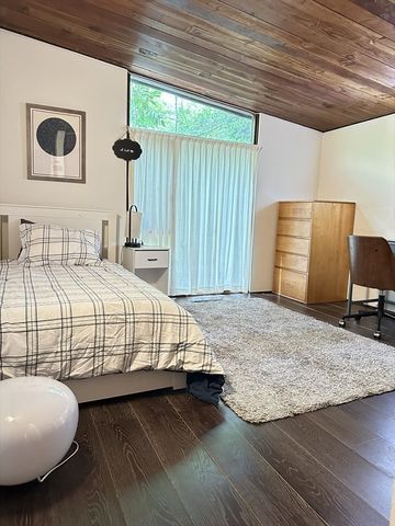 23 Peacock Farm Road, Lexington, MA 02421