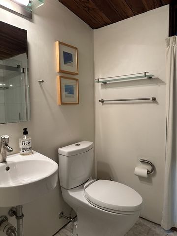 23 Peacock Farm Road, Lexington, MA 02421