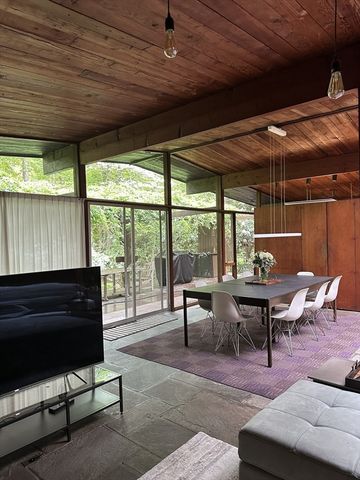 23 Peacock Farm Road, Lexington, MA 02421