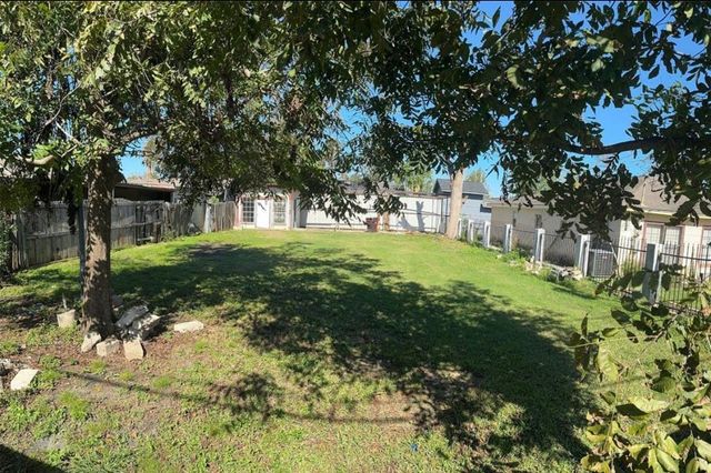 7007 Eagle Pass Street, Houston, TX 77020