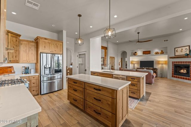 430 SHAWNEE Drive, Wickenburg, AZ 85390