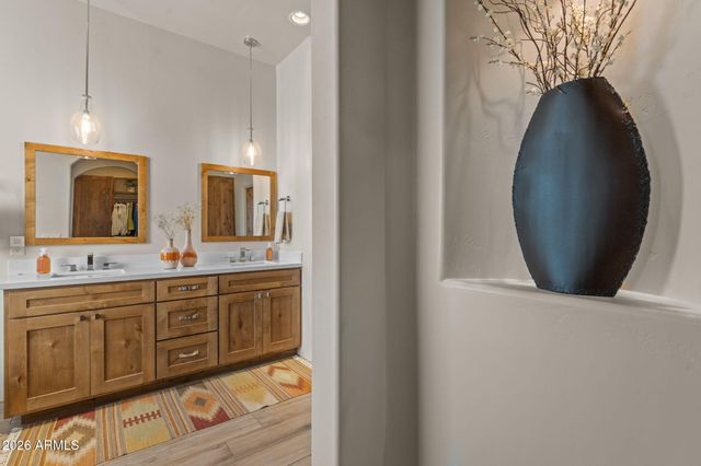 430 SHAWNEE Drive, Wickenburg, AZ 85390