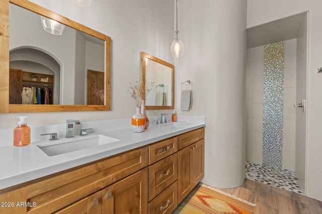 430 SHAWNEE Drive, Wickenburg, AZ 85390