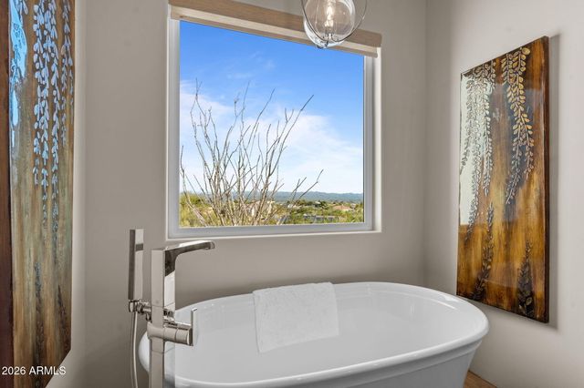 430 SHAWNEE Drive, Wickenburg, AZ 85390