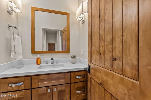 430 SHAWNEE Drive, Wickenburg, AZ 85390