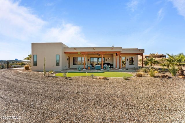 430 SHAWNEE Drive, Wickenburg, AZ 85390