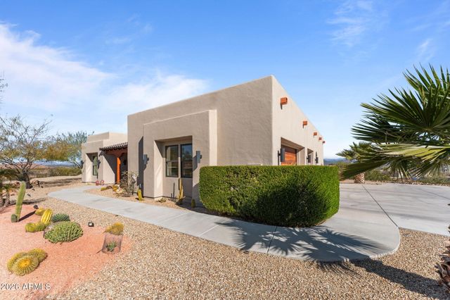 430 SHAWNEE Drive, Wickenburg, AZ 85390