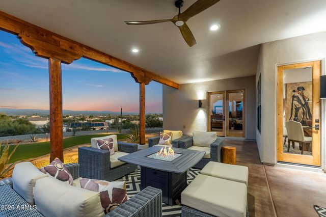 430 SHAWNEE Drive, Wickenburg, AZ 85390