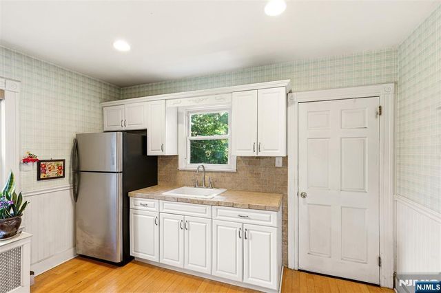 237 Broughton Avenue, Bloomfield, NJ 07003